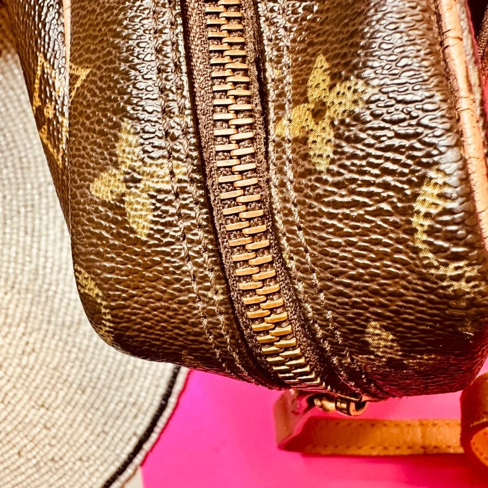 Louis Vuitton Monogram Brown and Tan Crossbody Bag - Picture 11 of 15